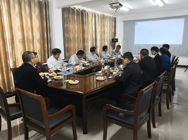 江蘇江河和日本客戶料倉襯板的簽訂